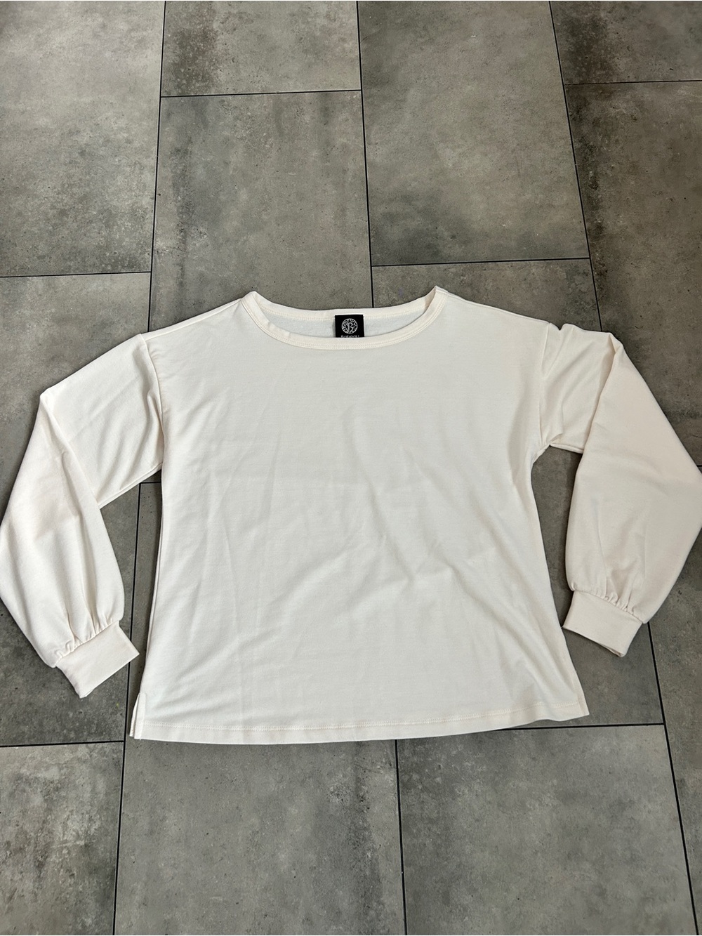 Bobeau cream long sleeve blouse top small